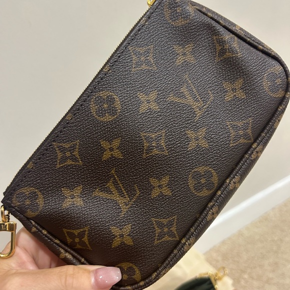 Louis Vuitton multi Pochette Accessories - Picture 5 of 16